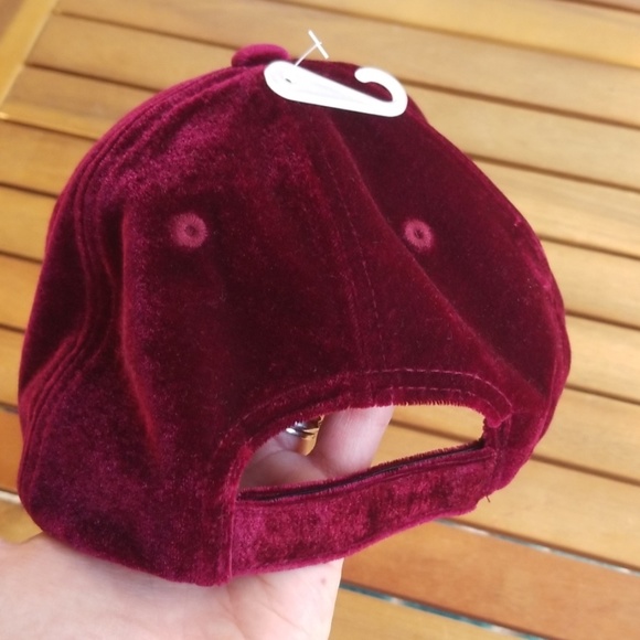 1 left CALIA Velvet Cap - Picture 5 of 8